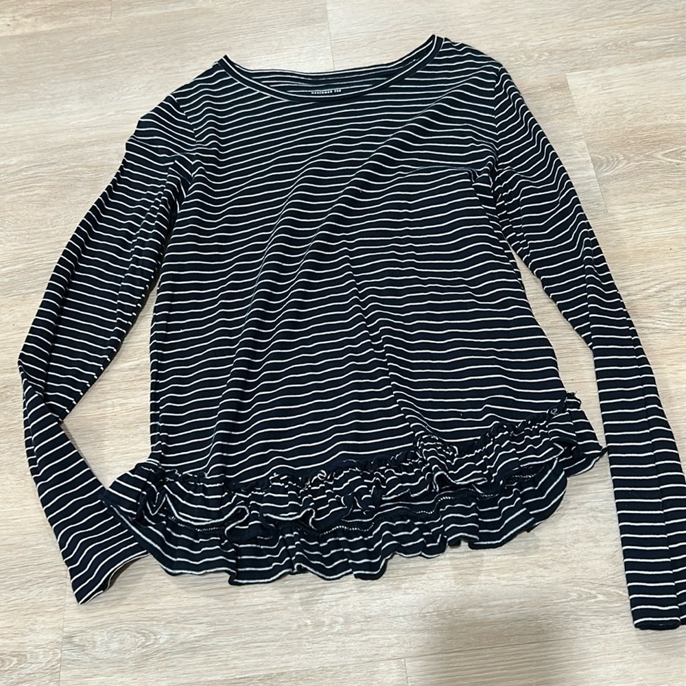Banana Republic Navy Long Sleeve top White stripe - ruffles - Size Small